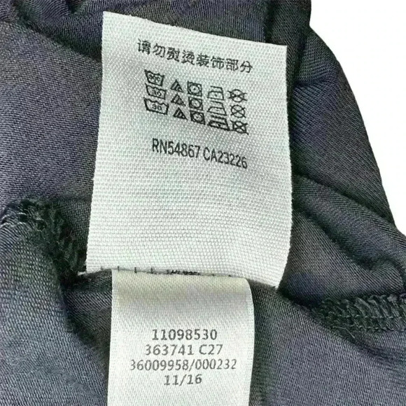 Victoria's Secret PINK Super Soft Longsleeve Tee Open Back Black Small - Picture 8 of 9